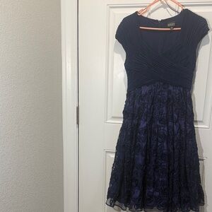 Adrianna Papell Elegant dark blue flared Midi Dress.